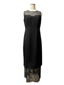 hem lace dress